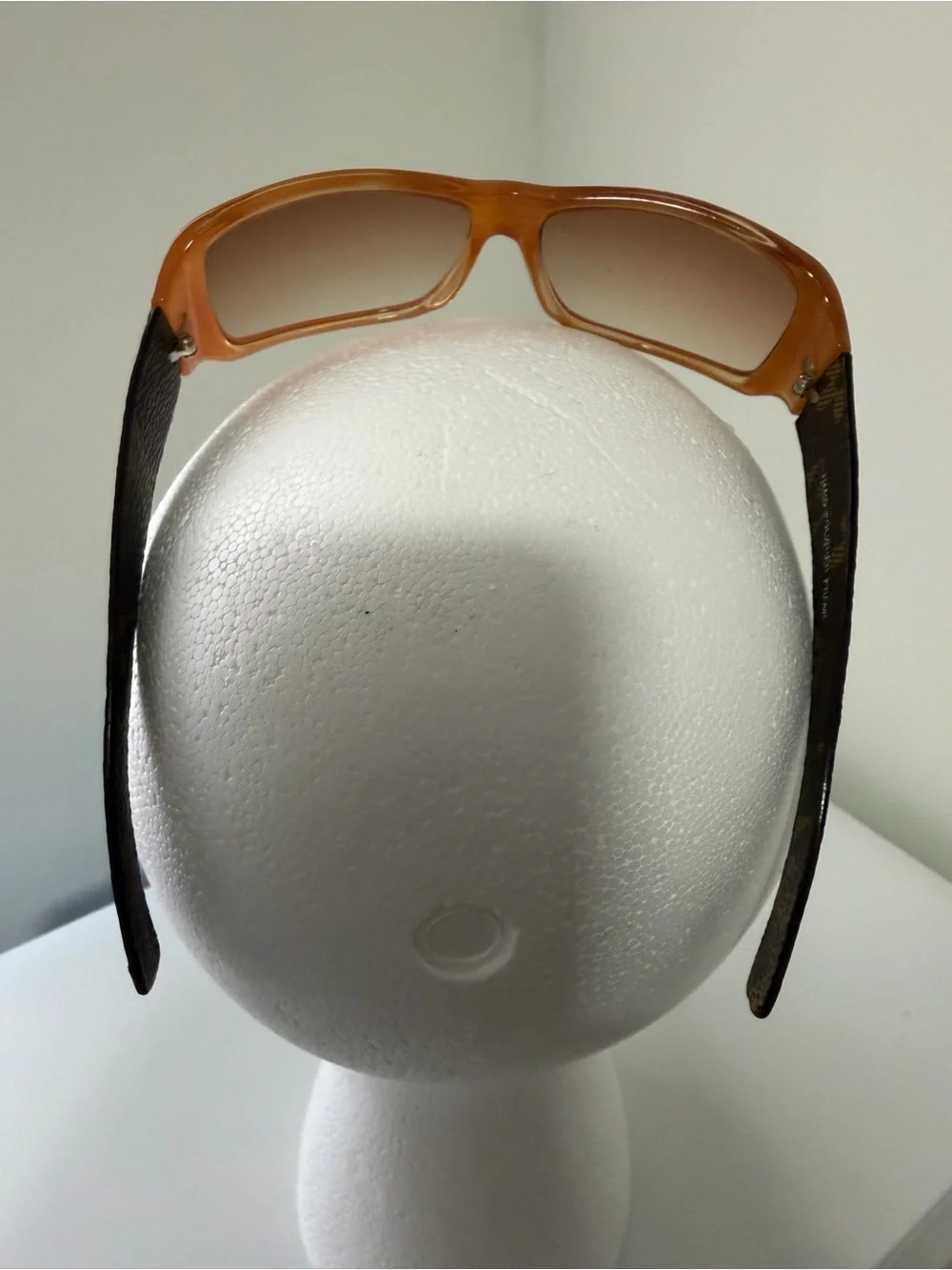 FASHION SUNGLASSES